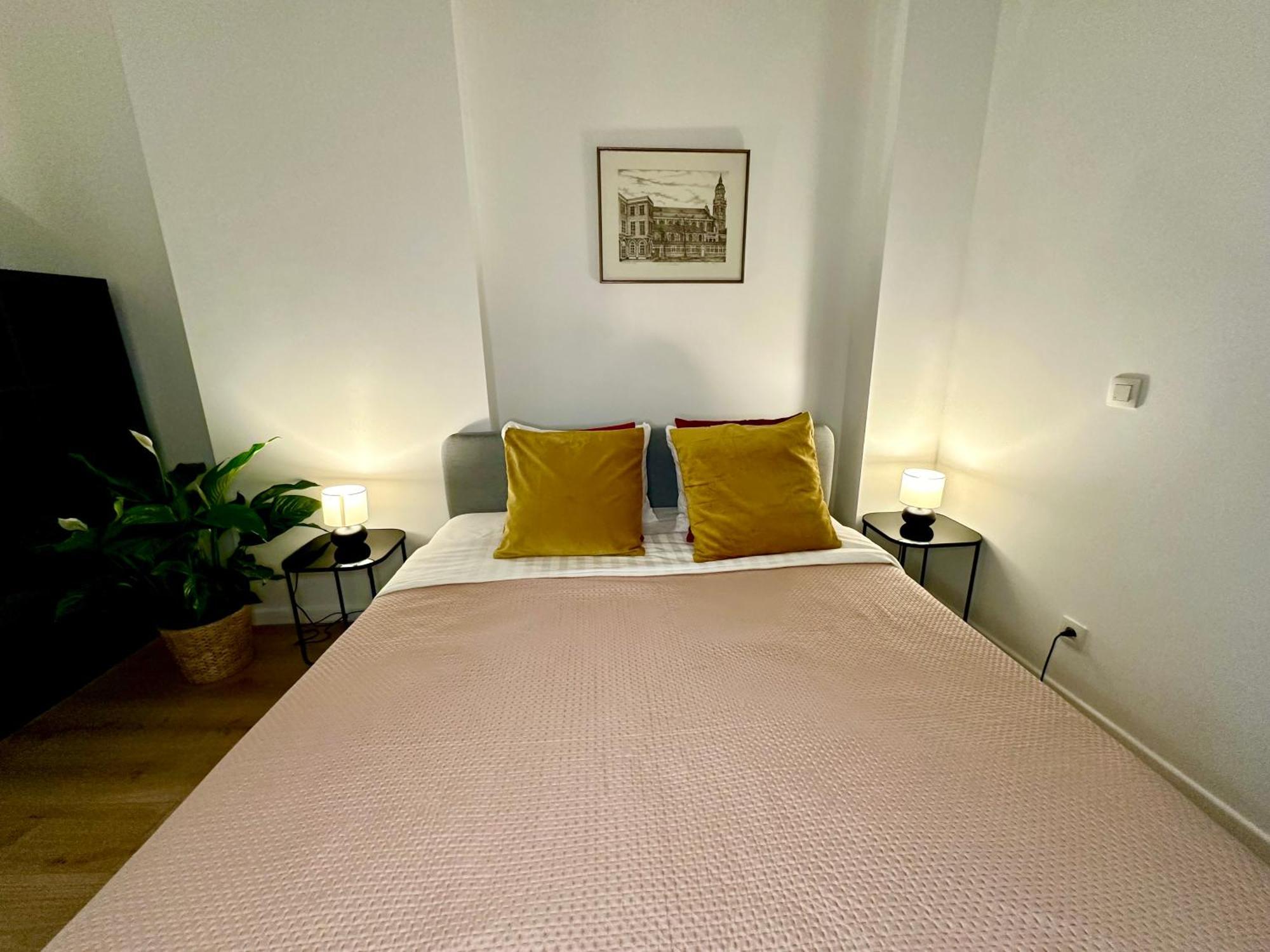 Luxury Suites Mons By Rikas Hotels Экстерьер фото
