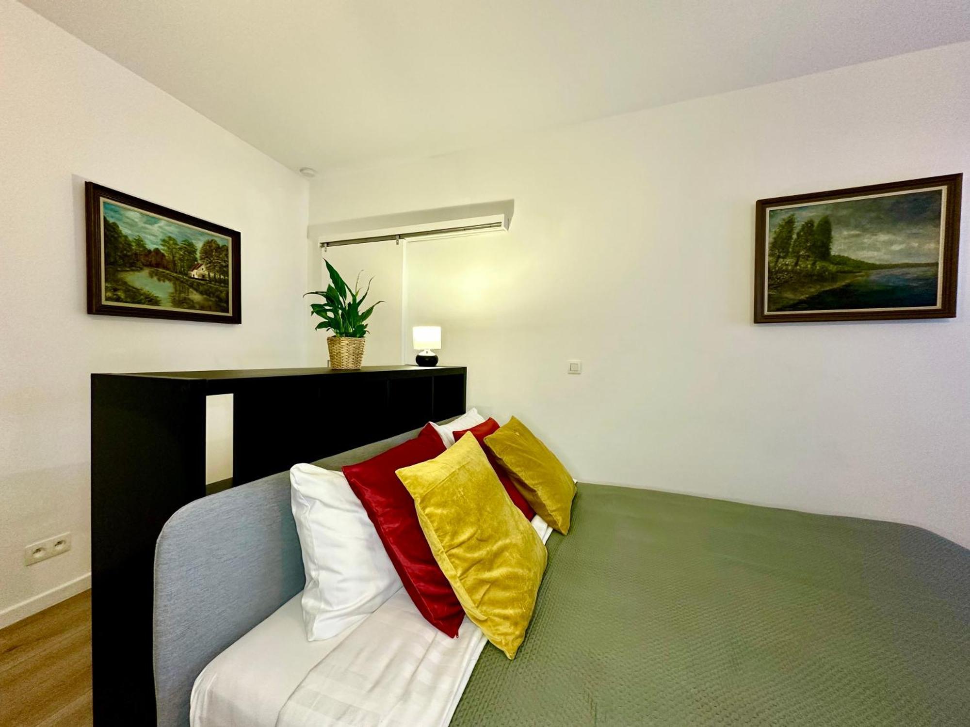 Luxury Suites Mons By Rikas Hotels Экстерьер фото